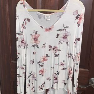 Buckle long sleeve blouse